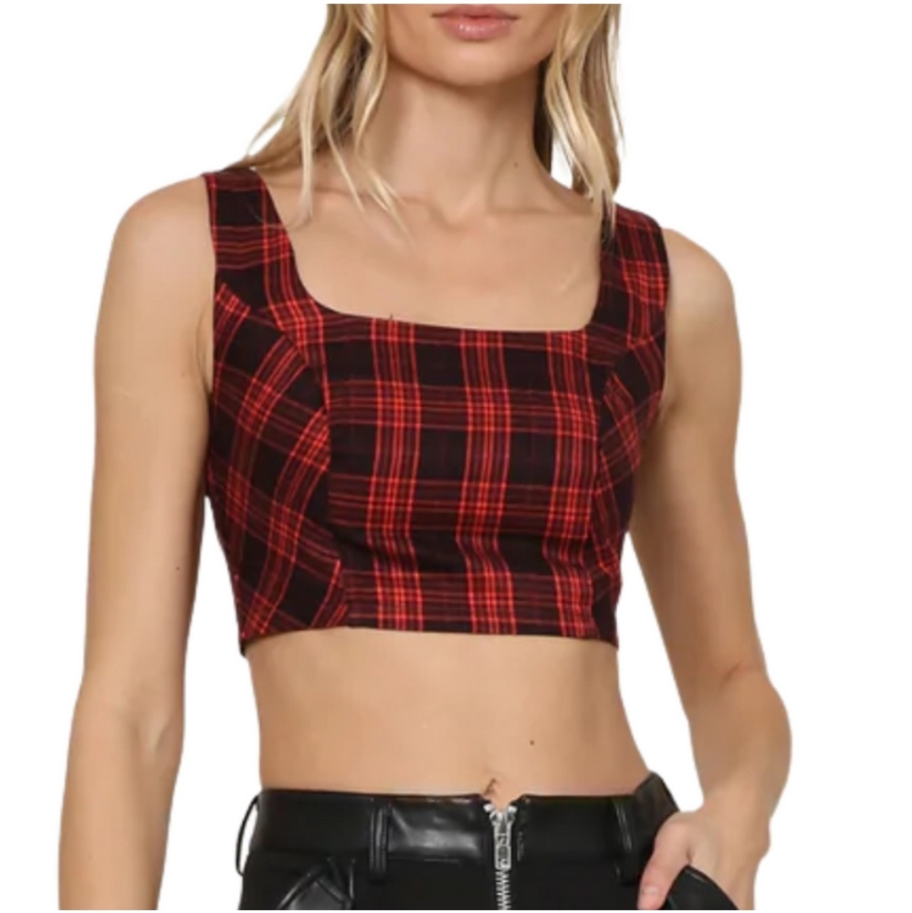 Steve Madden Orchard Crop Top in Red Plaid. Multiple sizes. Red and black - Picture 12 of 16